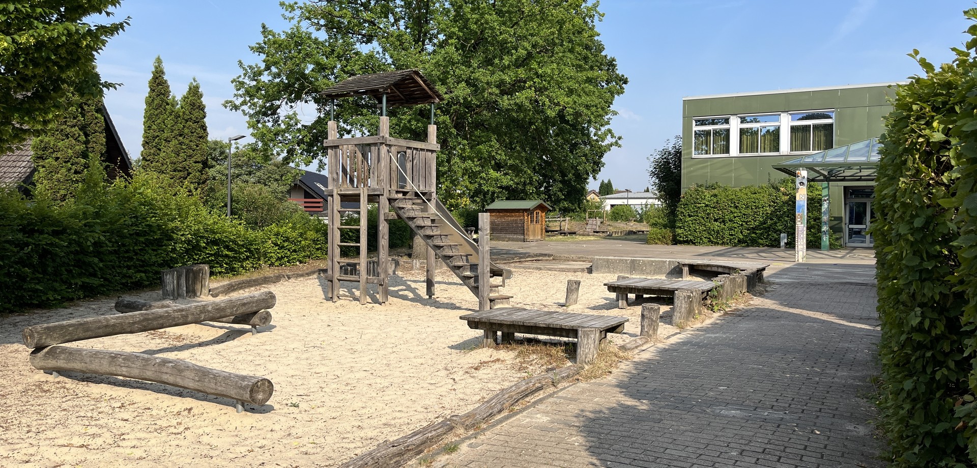 Schulhof der Grundschule